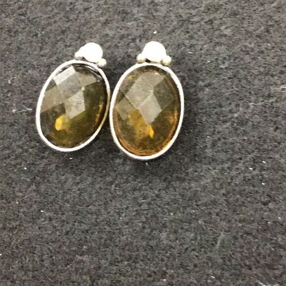 Earrings vintage rhinestone over translucent green - Picture 1 of 3